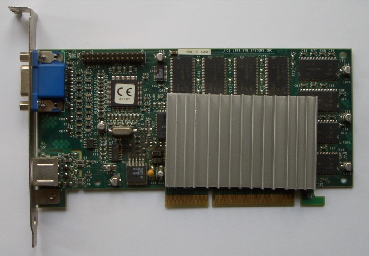 A 3dfx Voodoo3 3000. BigMig's 3D card reports itself to Amiga software as a Voodoo 3, a 3dfx card from 1999, and the developer pitches its speed between this and the Voodoo2 before it. Photo: Austriacus, CC0, via Wikimedia Commons.
